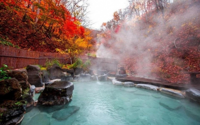 Ginzan Onsen - thị trấn suối nước nóng nổi tiếng trong tour du lịch Nhật Bản